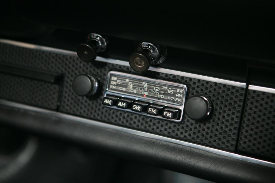  Porsche 911 S Soft Window Targa 1967 года  (фото 2 из 18)
